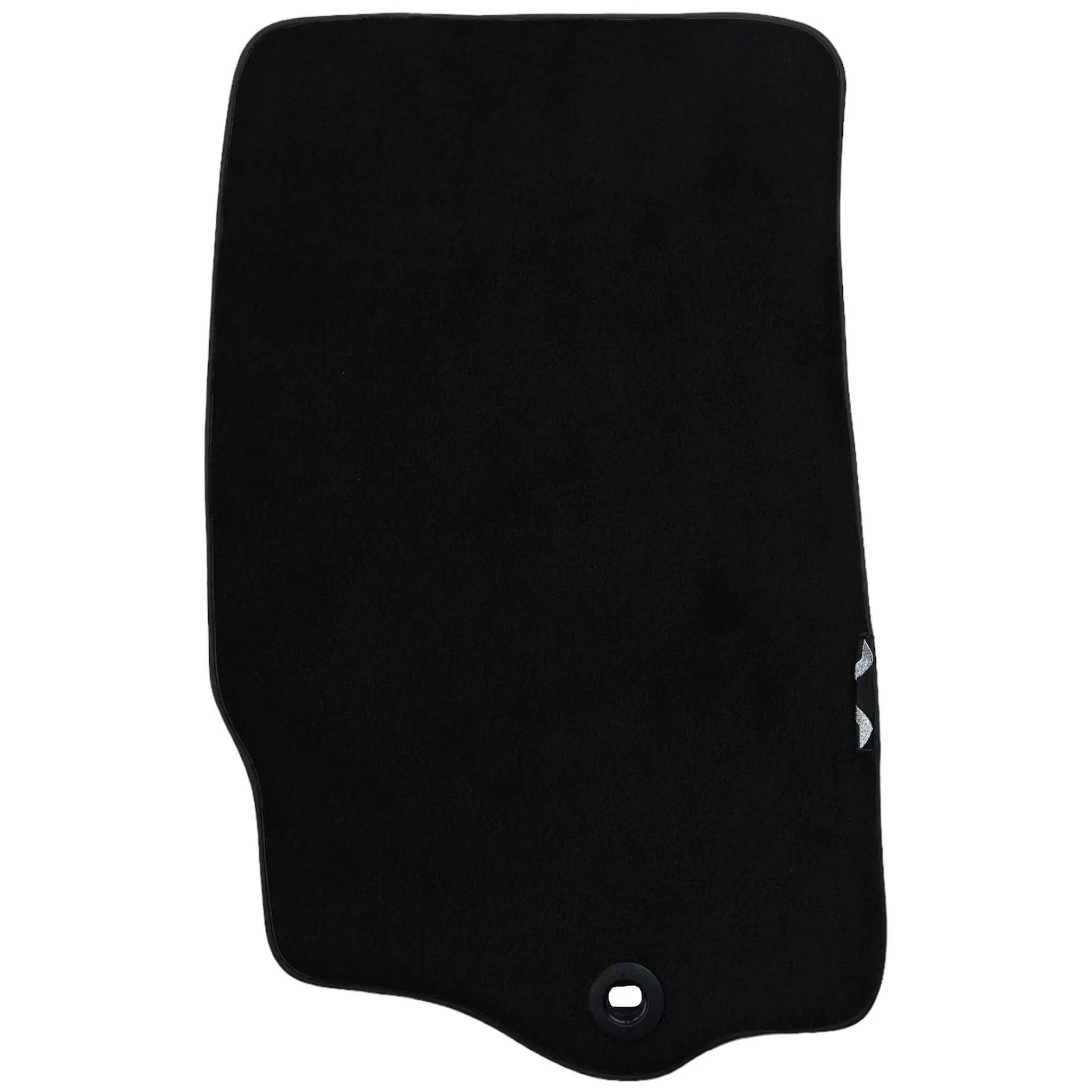 Black Floor Mats for Infiniti Q30 (2015-2020) - AutoWin