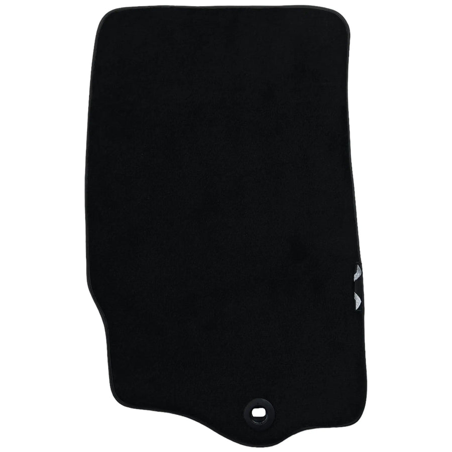Black Floor Mats for Infiniti Q70 (2013-2020) - AutoWin