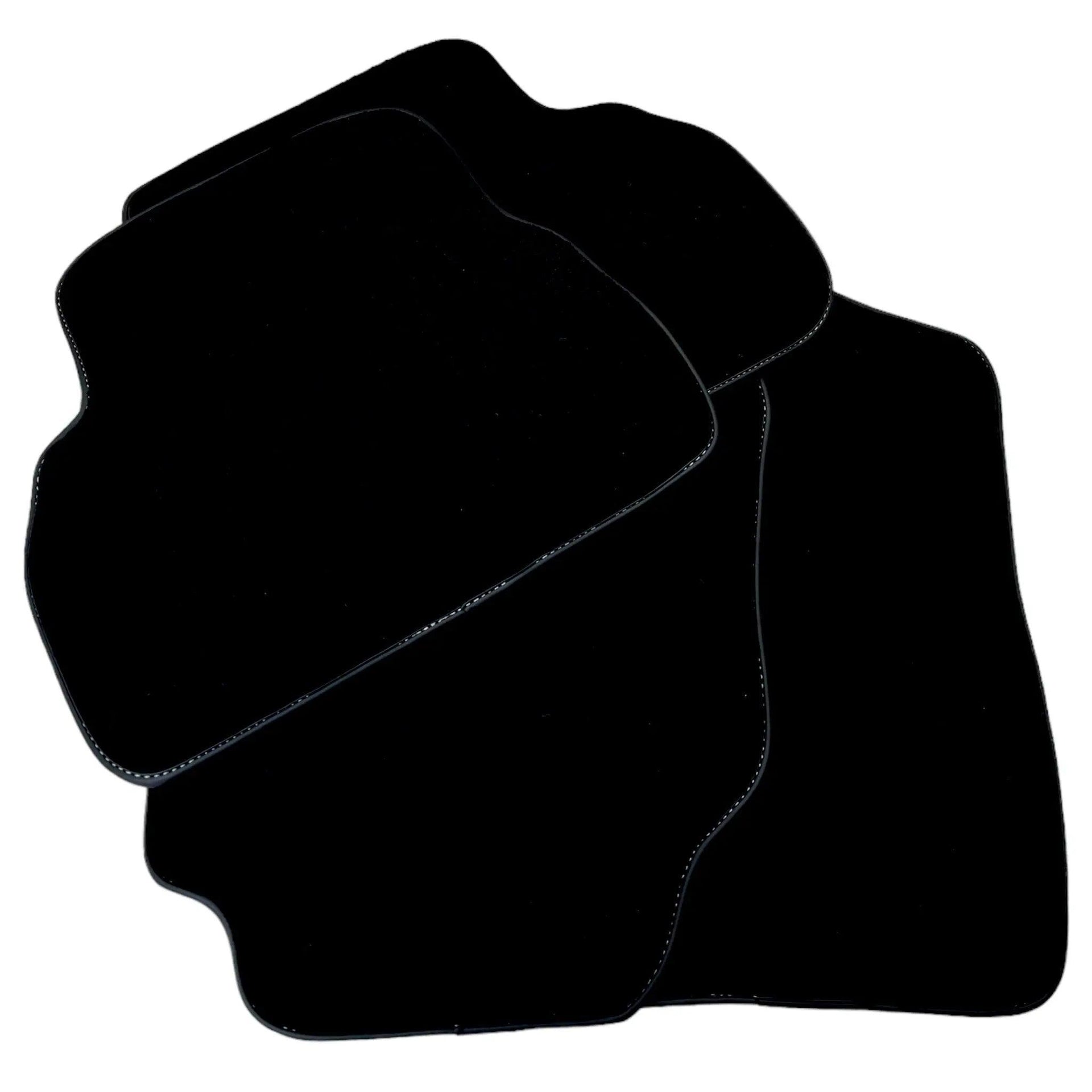 Black Floor Mats for Isuzu Jimny (2018-2024) - AutoWin