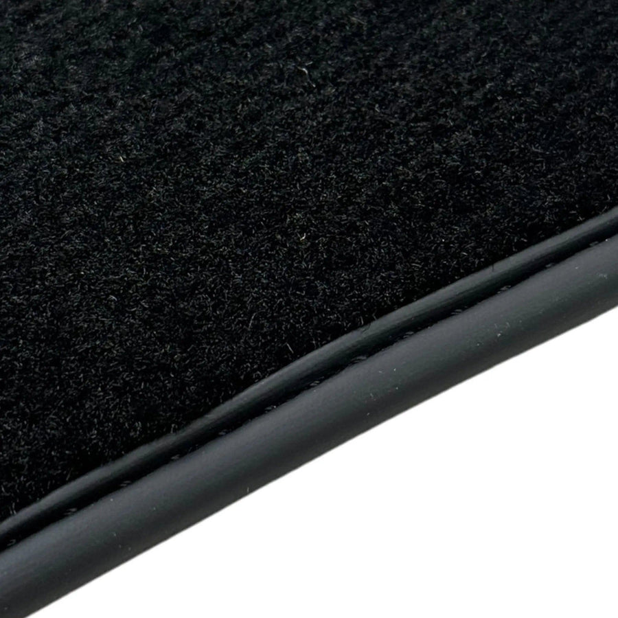 Black Floor Mats for Jeep Wrangler JL (2018-2024) 5 Doors - AutoWin