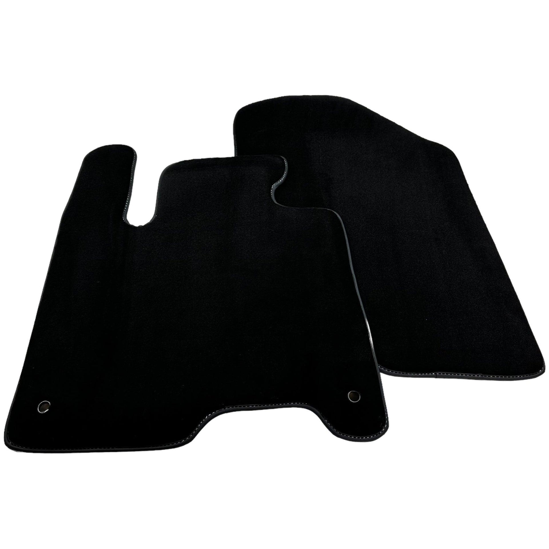 Black Floor Mats for Kia Rio (2003-2005) - AutoWin