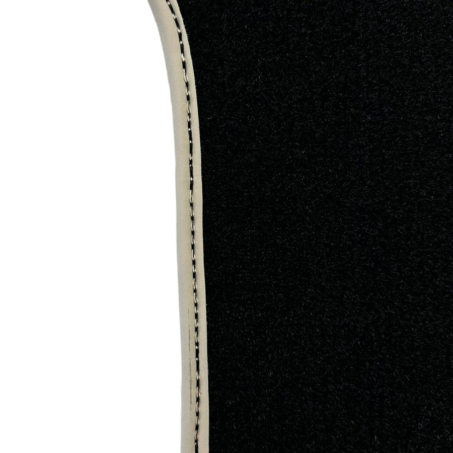 Black Floor Mats For Kia Sportage (2004-2010) ER56 Design - AutoWin