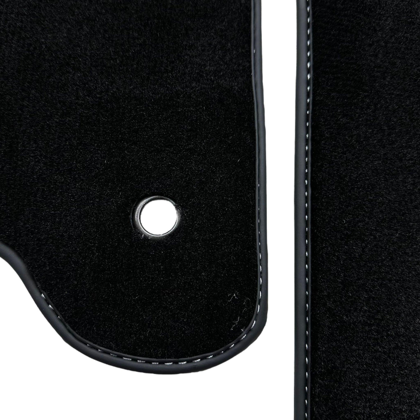 Black Floor Mats for Kia Sportage (2021-2024) Mild Hybrid (48V) - AutoWin