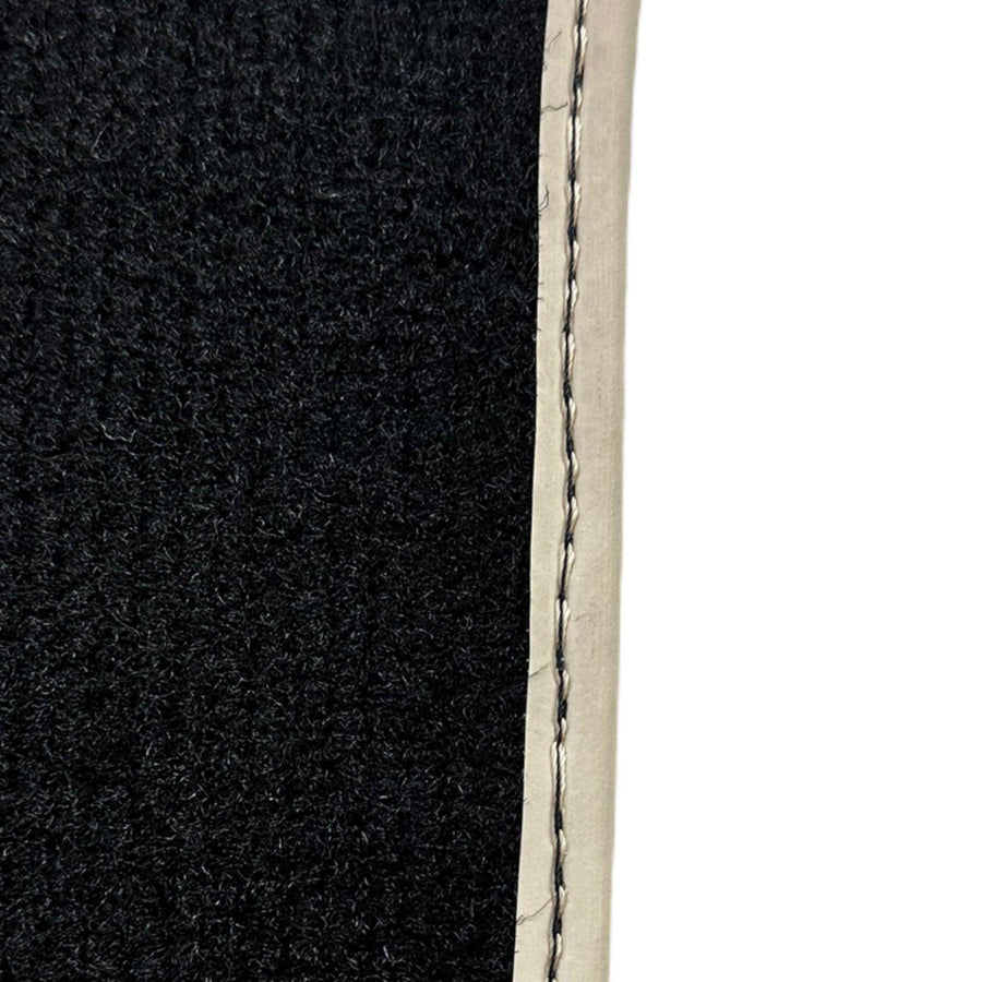 Black Floor Mats For Mercedes Benz C-Class W203 (2000-2007) ER56 Design - AutoWin