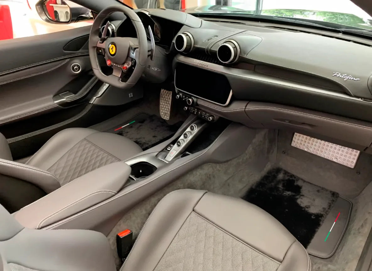 Black Sheepskin Floor Mats for Ferrari Portofino M (2018-2023) with Leather | Various Trim Colors