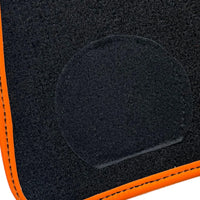 Alfombrillas de piel de oveja negras para Rolls-Royce Phantom VIII (2017-2024) con ribete de cuero naranja - AutoWin