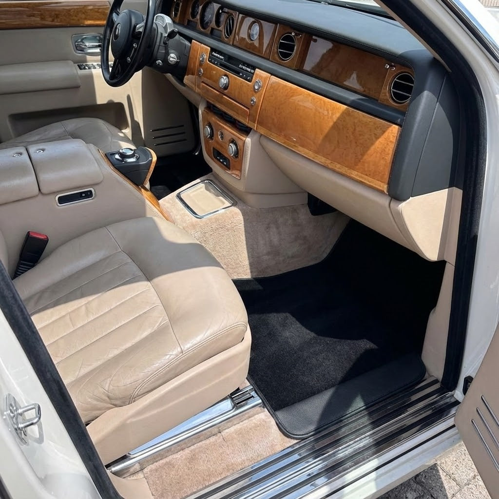 Interior look of floor mats for Rolls Royce Phantom Drophead Coupe With Black Leather