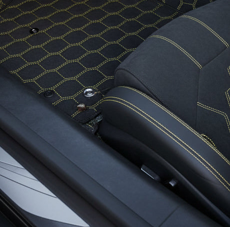 Personalisierbare Leder-Fußmatten mit Linienmuster für Lamborghini Centenario (2016-2017) - AutoWin