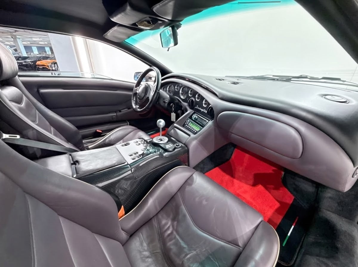 Tappetini per auto rossi personalizzabili per Lamborghini Diablo 1990-2001 in pelle Alcantara