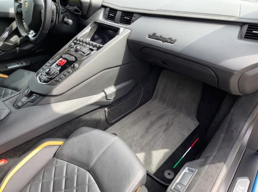 Tappetini per auto Grigi Su Misura per Lamborghini Aventador