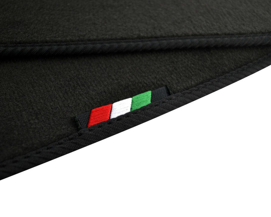 Floor Mats For Alfa Romeo 164 (1993-1998) Quadrifoglio 4 - AutoWin