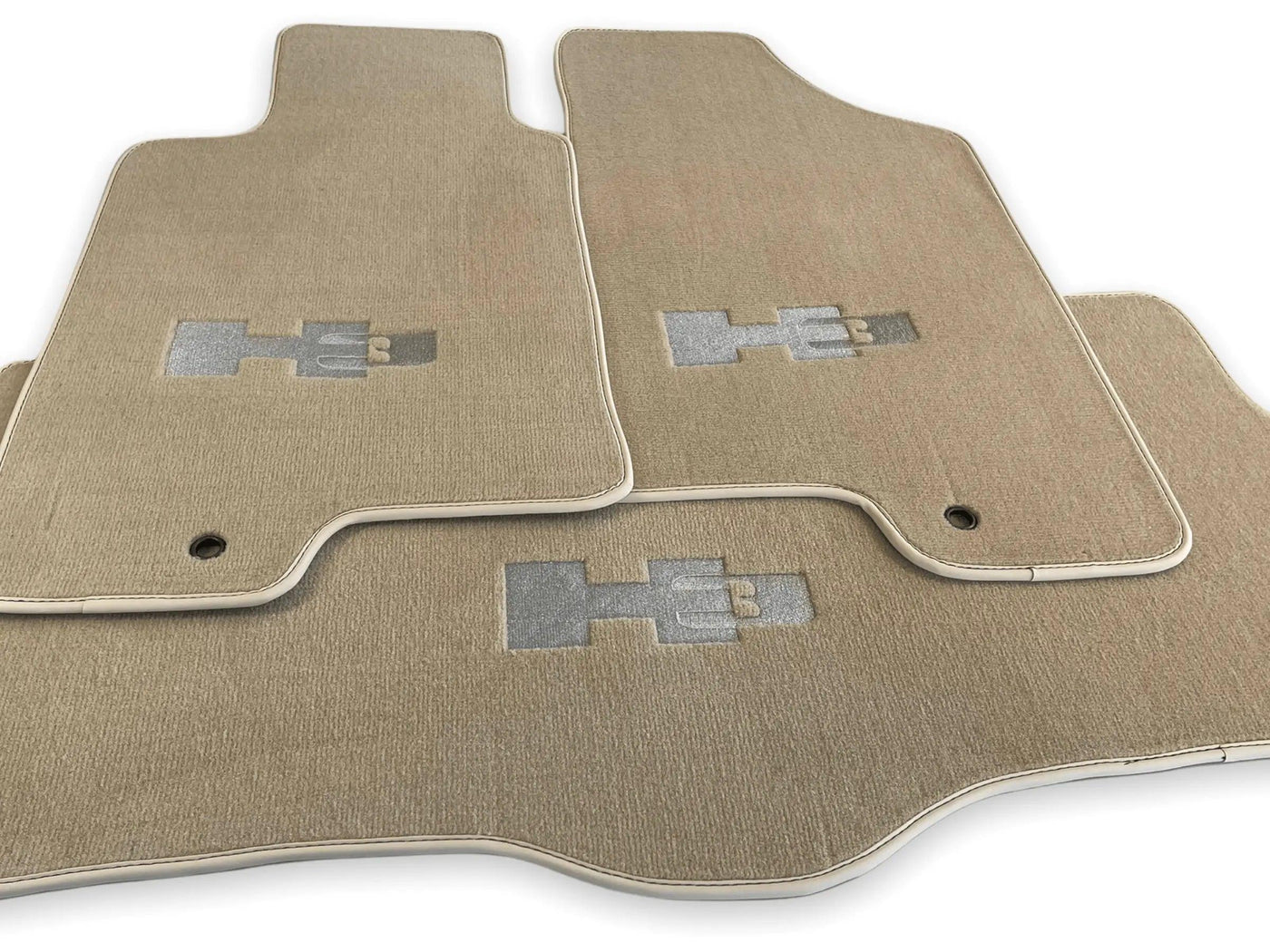 Floor Mats For Hummer H3 2005-2010 Tailored Beige Carpets - AutoWin