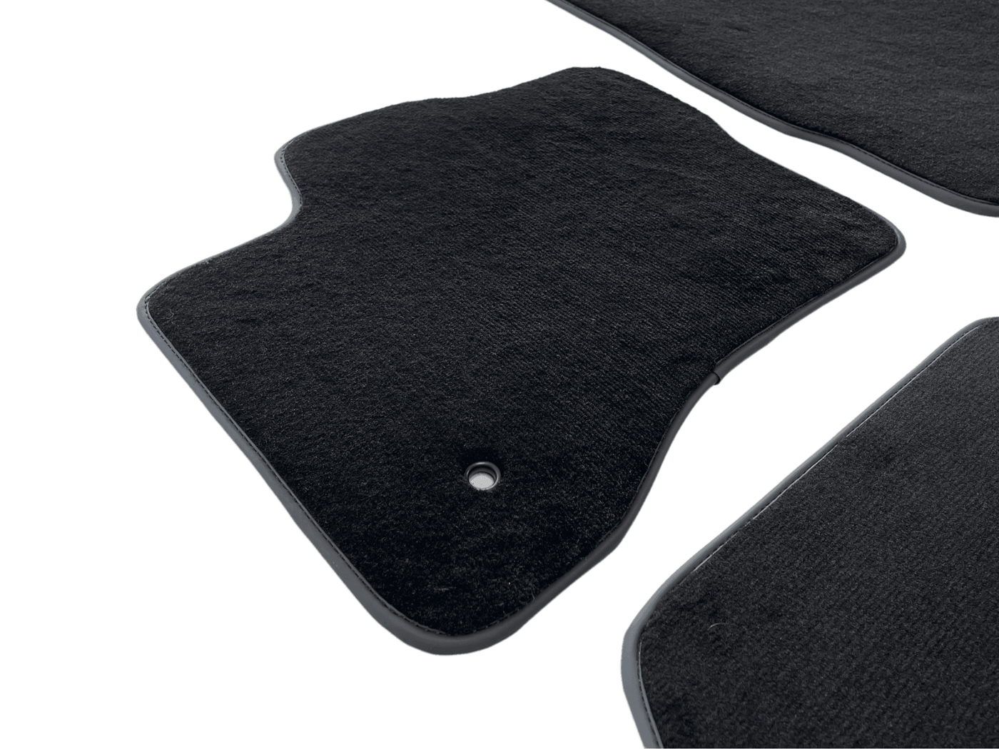 Floor Mats for Lincoln Navigator (1998-2024) Black Tailored Carpets - AutoWin