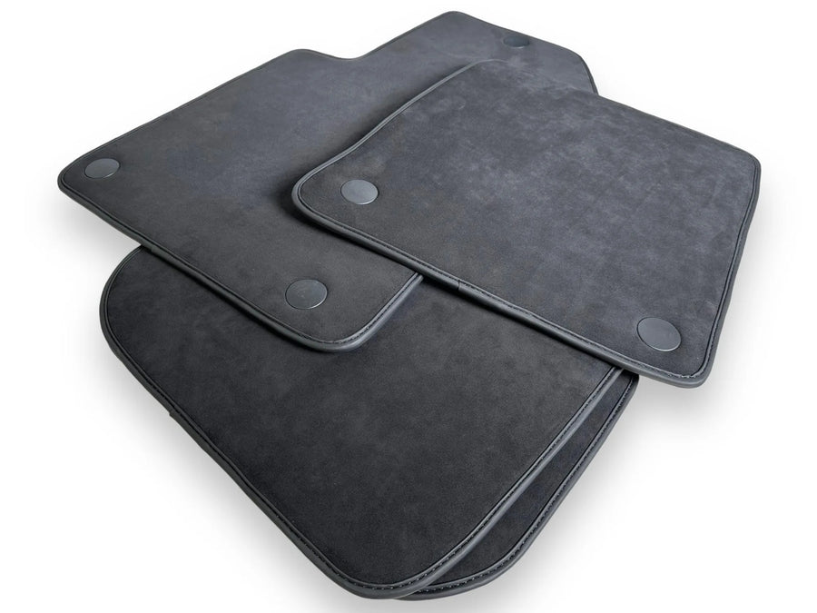 Alfombrillas de coche de Alcantara genuinas para Ferrari 599 Coupe 2006-2012 negras diseño ER56 - AutoWin