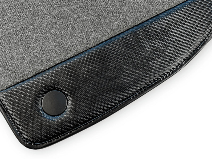 tappetini auto Grigi per Ferrari F8 Tributo 2019-2022 con Pelle Carbon - AutoWin