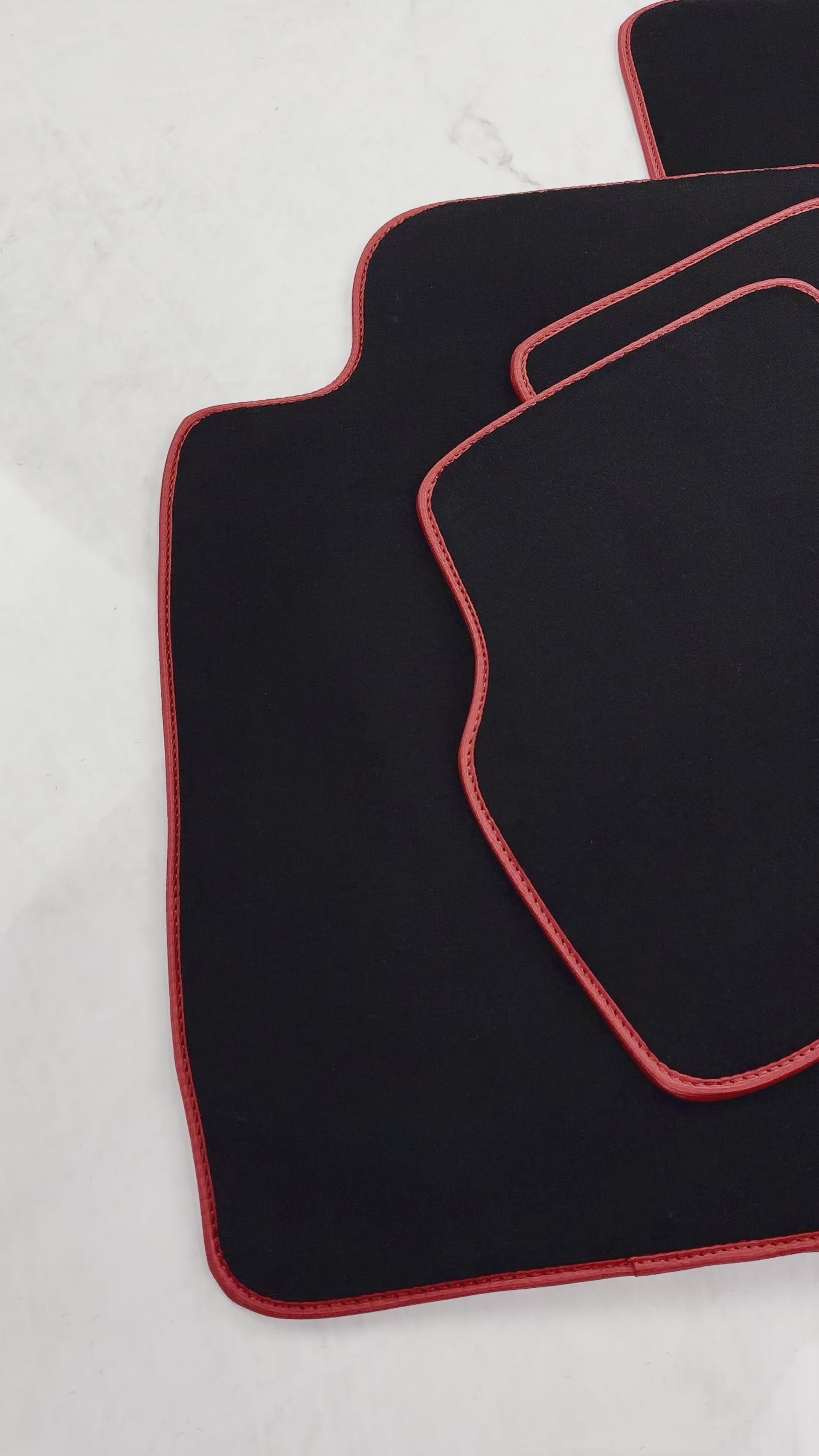 Tapis de voiture noirs pour Alfa Romeo 159 (2005-2011) - AutoWin