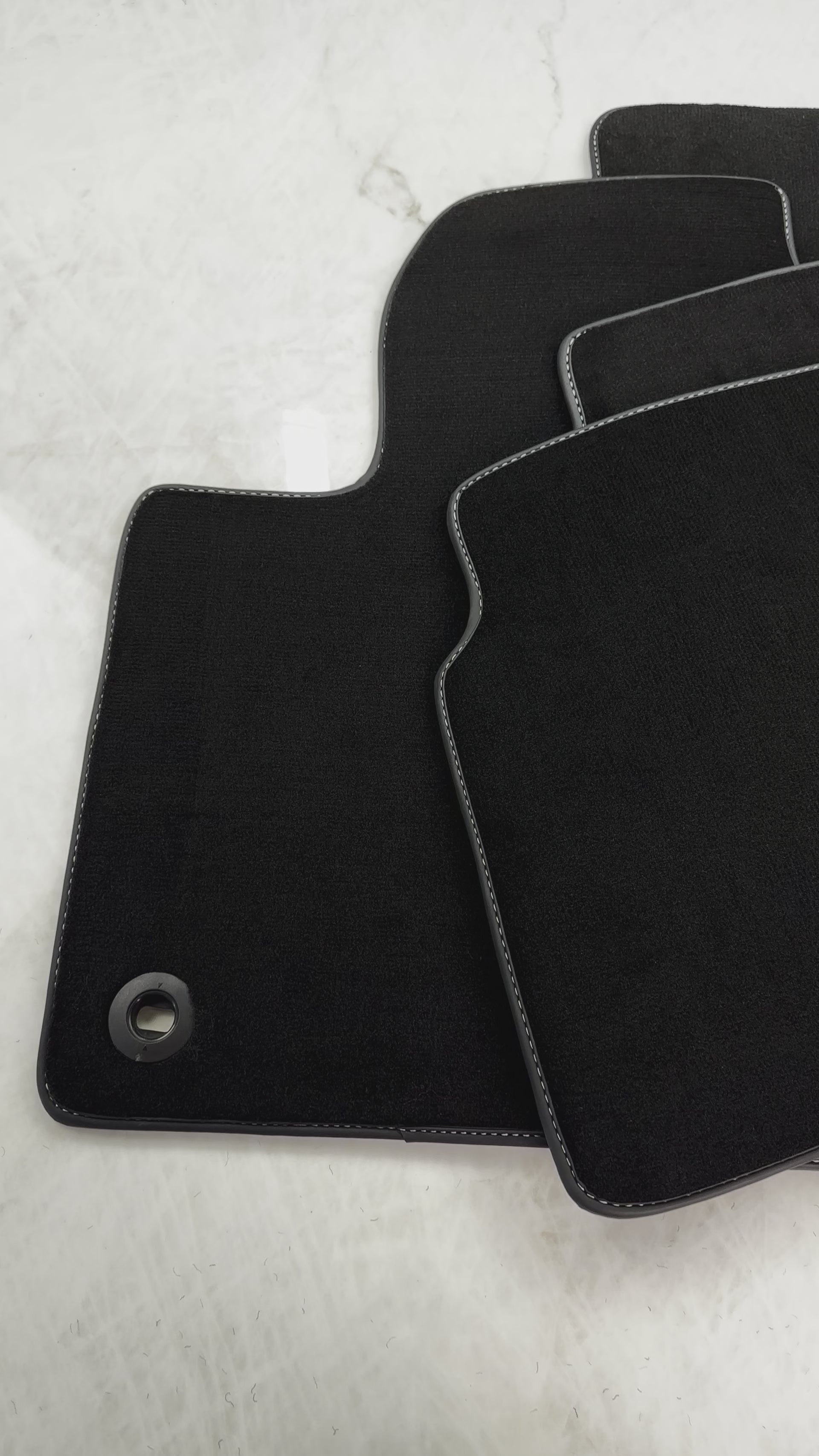 Tappeti per auto per Toyota Prius (2016-2021) - AutoWin