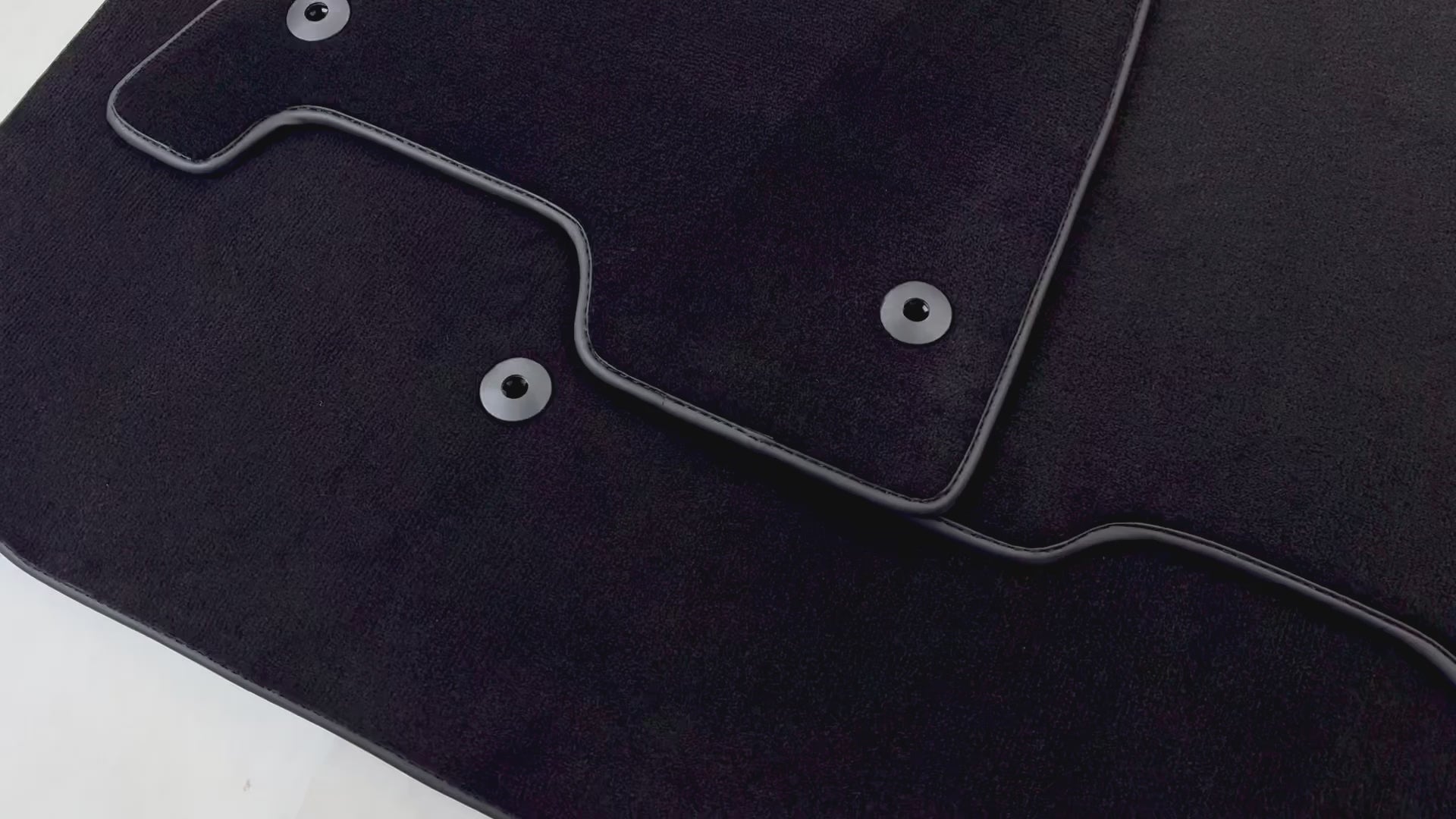 Alfombrillas Negras para Dodge Ram 1500 (2019-2024) - AutoWin