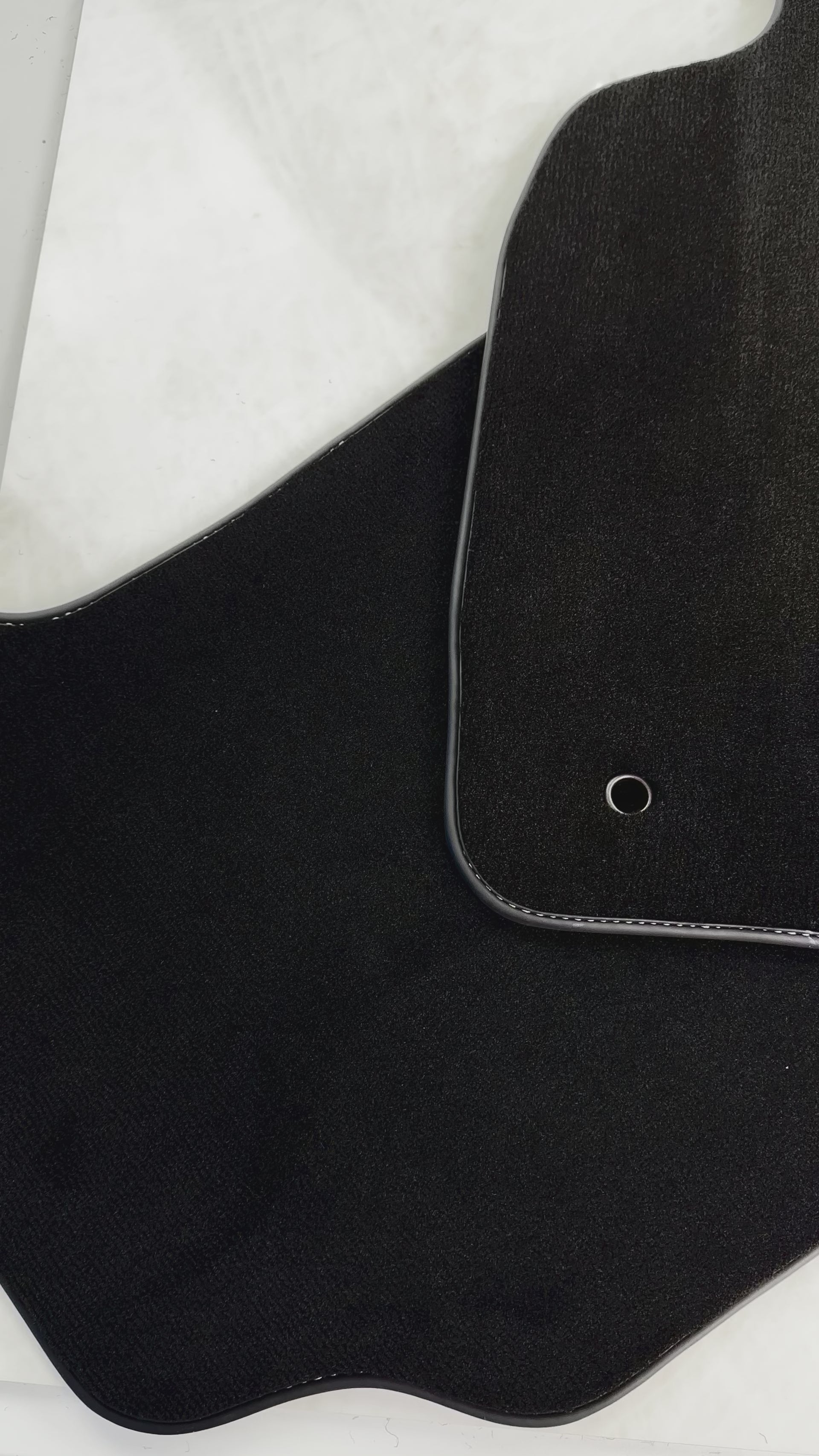 Tappetini per auto per Toyota Land Cruiser 100 (1998-2007) - AutoWin