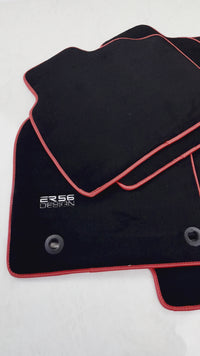 Tappeti per auto neri per Toyota Camry (2017-2023) Design ER56