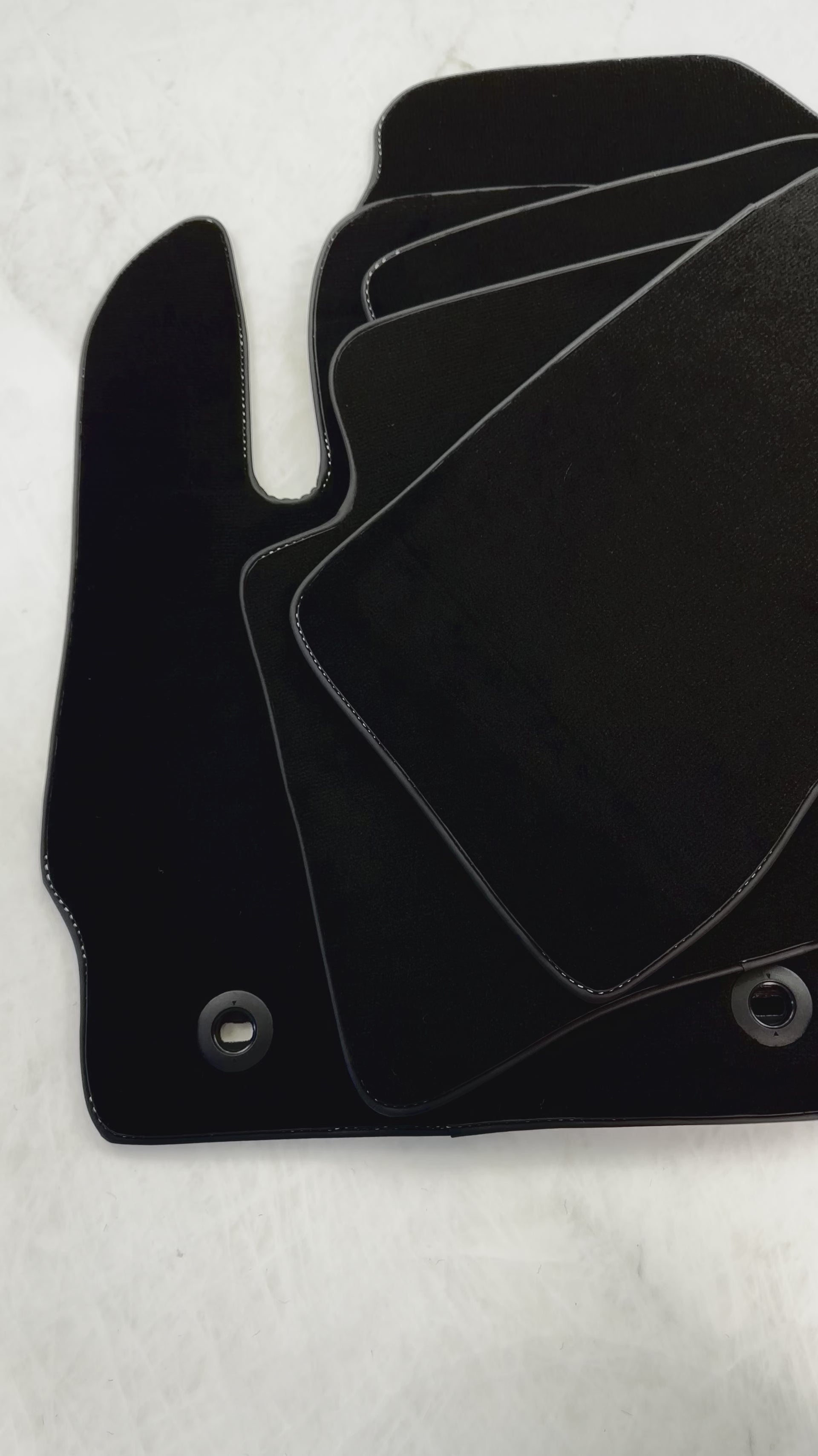 Tapis de sol noirs pour Toyota Corolla CR1 (2019) - AutoWin