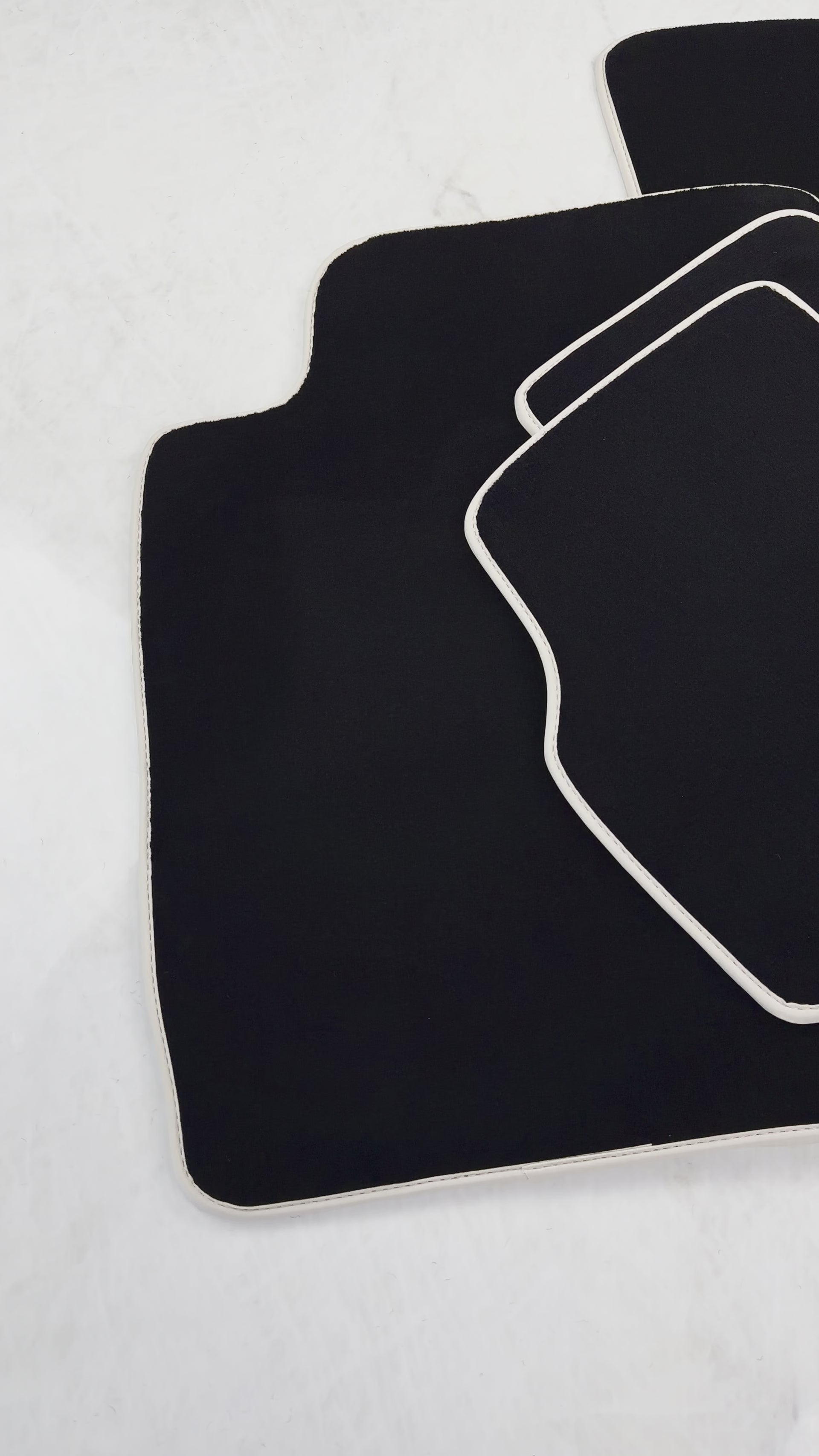 Tappetini neri per auto per Alfa Romeo 159 (2005-2011) - AutoWin