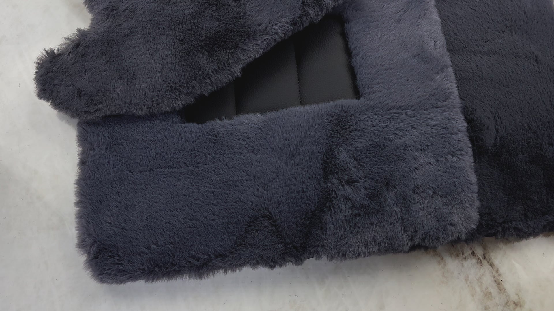 Graue Schaffell-Fußmatten für Bentley Continental GT (2011–2018), Er56-Design - ER56 Design