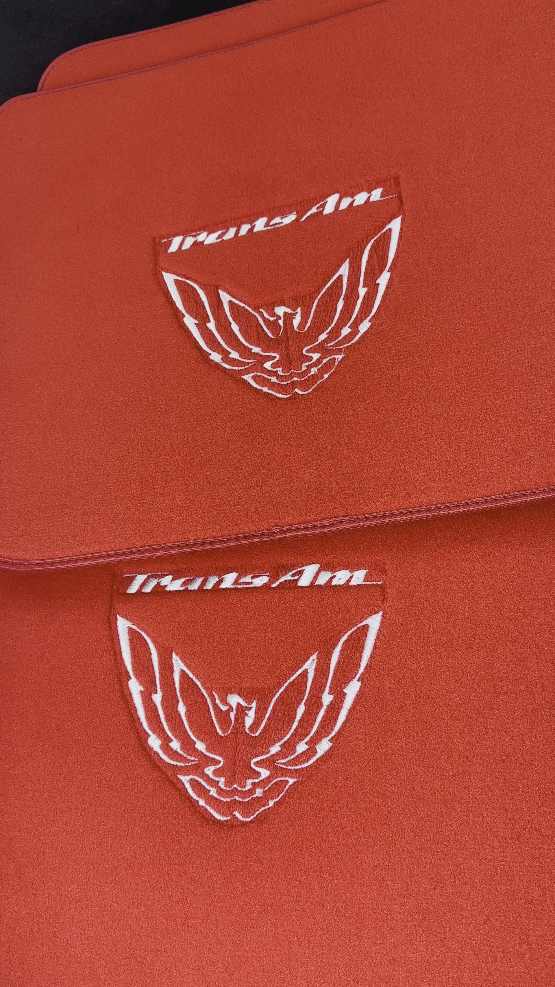 Tapis de voiture rouge pour Pontiac Third Generation FireBird (1982-1992) avec logo Trans Am - AutoWin