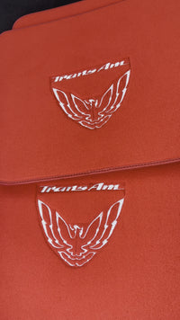 Tapis de voiture rouge pour Pontiac FireBird (1970-1981) avec logo Trans Am