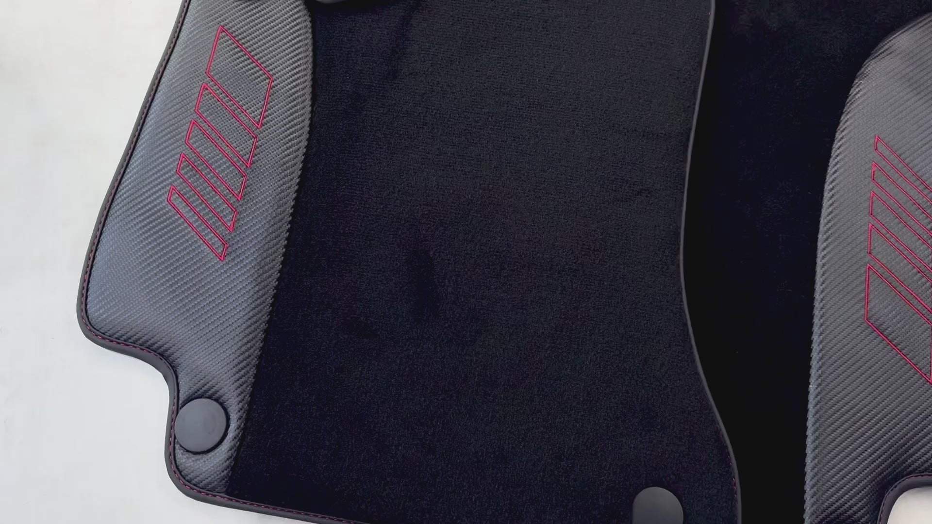 Alfombrillas negras para coche para Mercedes Benz C-Class W205 Sedan con fibra de carbono | Edición AutoWin - AutoWin