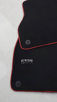 Alfombrillas de coche negras para Audi A6 - C8 Sedán (2018-2023) Diseño ER56 con bordes rojos