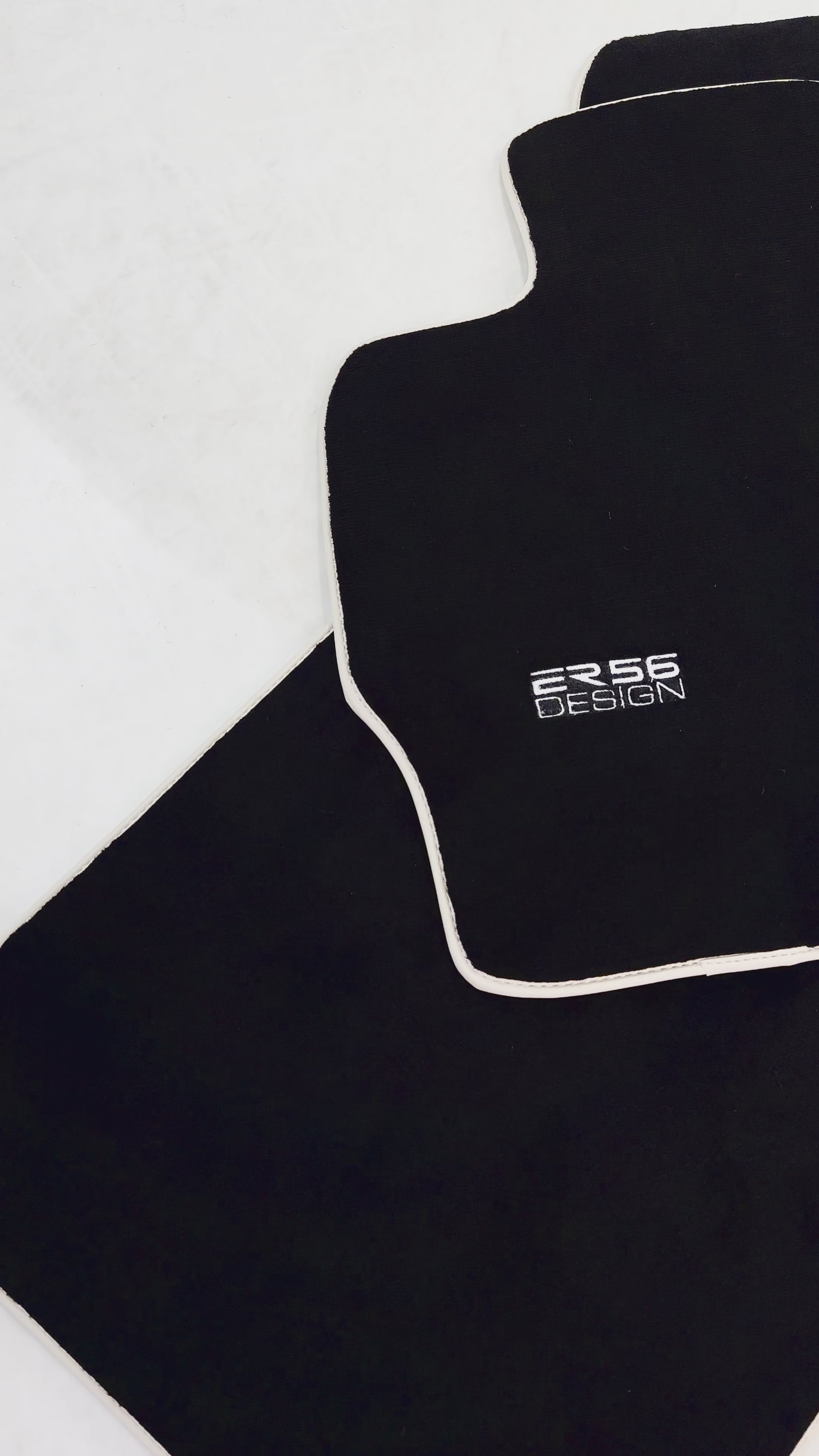 Schwarze Fußmatten für Toyota Corolla E16 (2014–2019), ER56-Design - ER56 Design