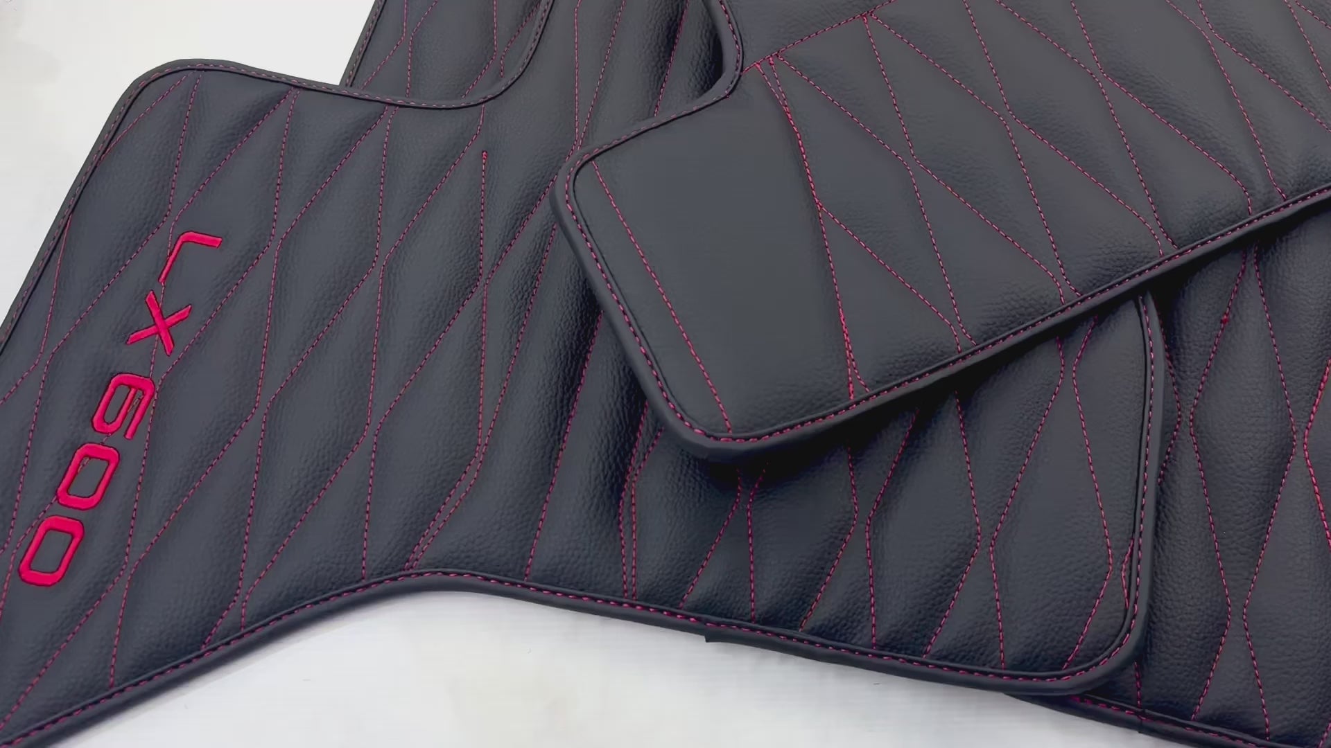 Alfombrillas de cuero para Lexus LX 600 (2022-2024) con costura roja - AutoWin.EU