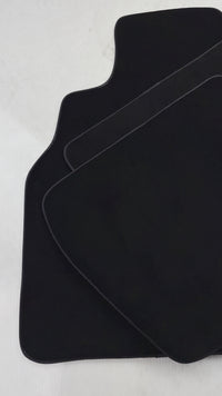 Tapis de voiture noir sur mesure pour Pontiac FireBird (1993-2002)