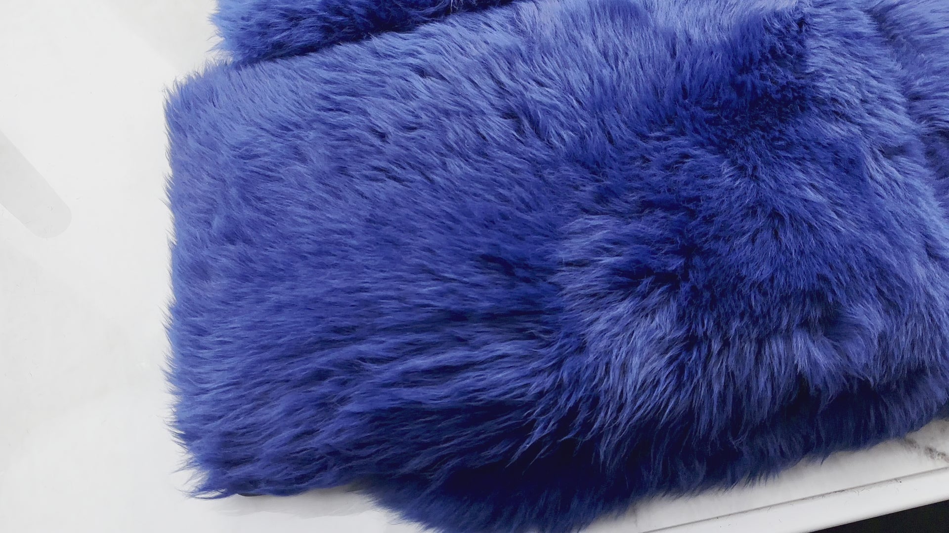 Alfombrillas de piel de oveja azul marino para Rolls Royce Cullinan RR31 (2018-2025) | Diseño ER56 - ER56 Design