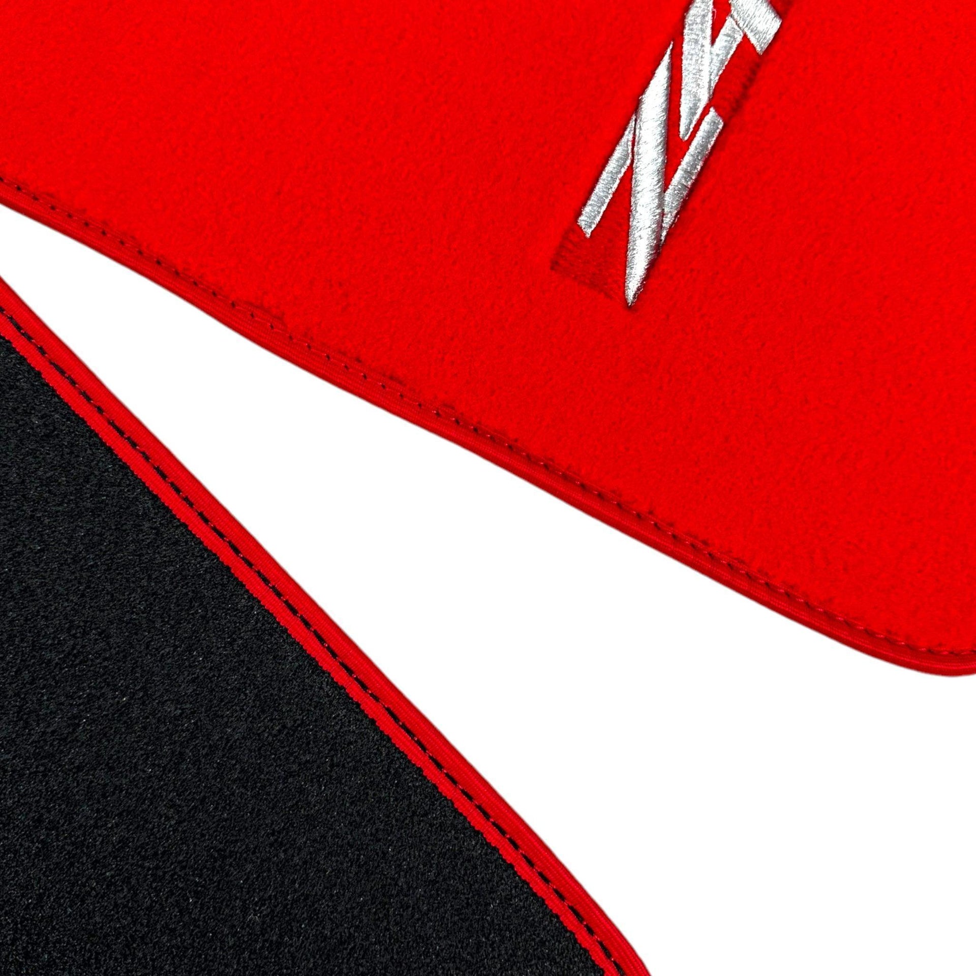 Red Floor Mats for BMW Z4 Series E86 Coupe (2003-2008) - AutoWin