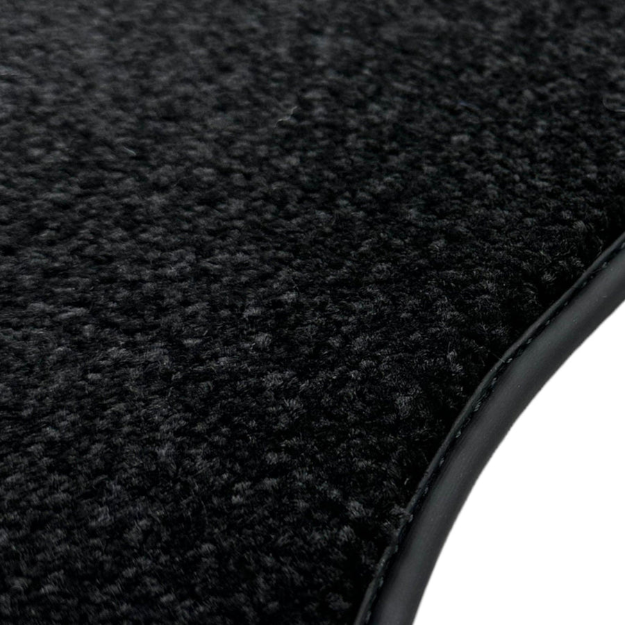 Black Luxury Floor Mats For Mercedes Benz C-Class S203 Estate 4Matic (2001-2007) | ER56 Design - AutoWin