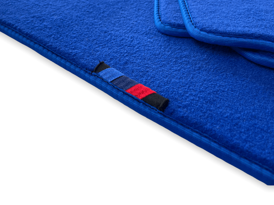 Blue Floor Mats For BMW 7 Series F02 With M Package - AutoWin