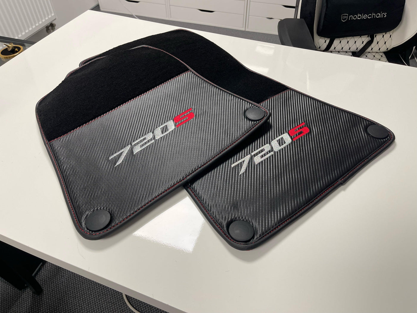 Floor Mats For McLaren 720S Black Tailored Carpets With Carbon - AutoWin