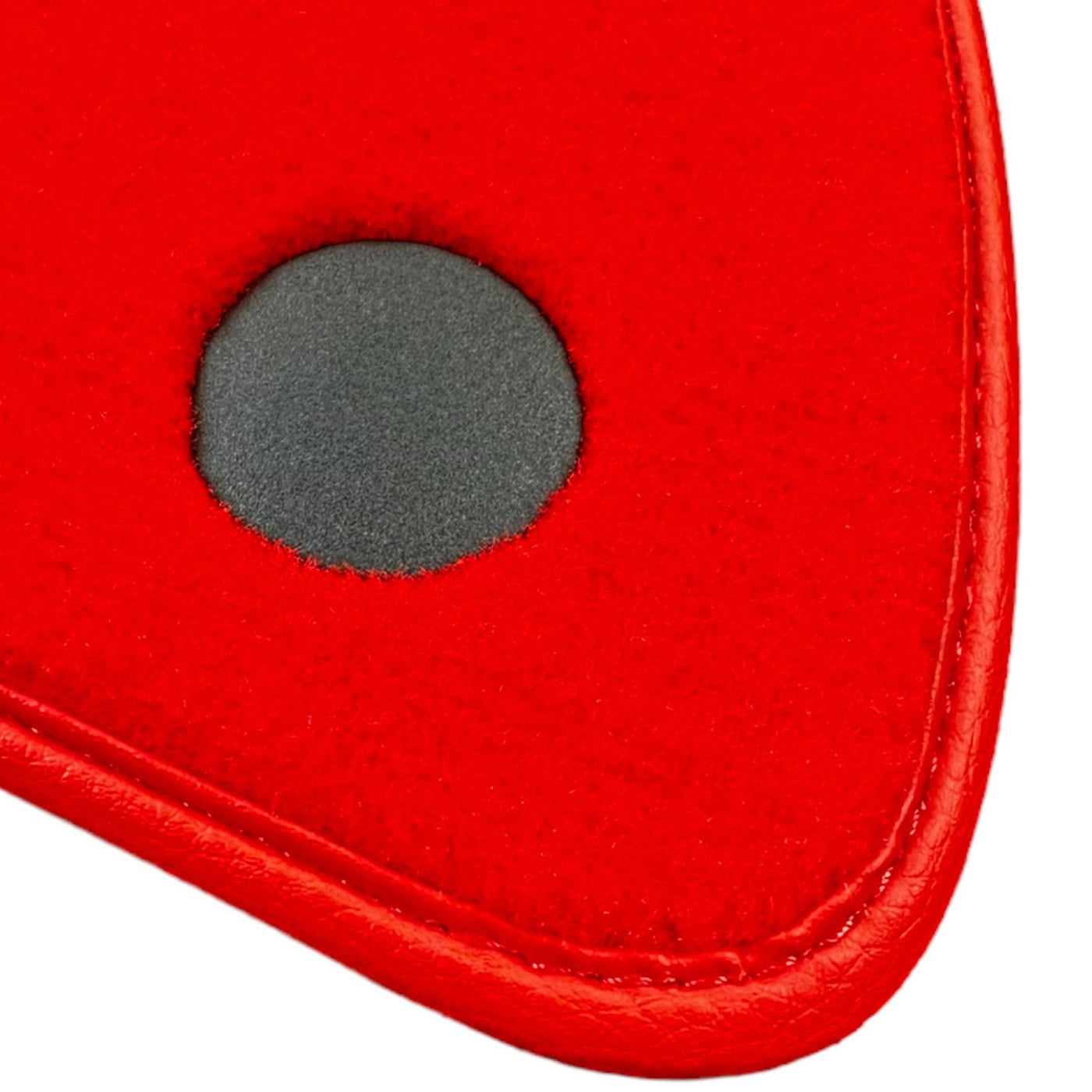 Red Floor Mats For Mercedes Benz C-Class S203 Estate (2001-2007) | Limited Edition - AutoWin